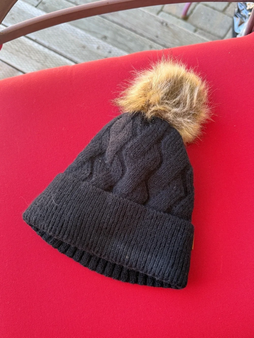 Black Cable Knit Pom Beanie -